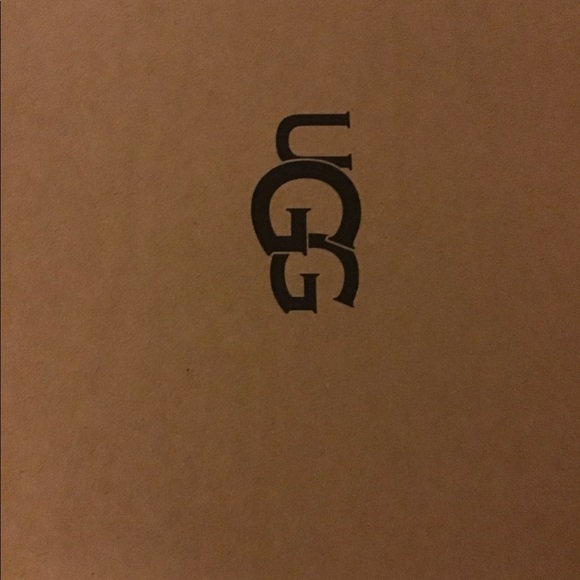 Ugg slippers - Picture 4 of 4